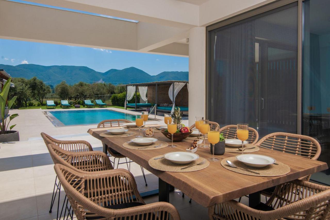 Antonia Villa - Luxurious Serenity With Private Pool, By Zantewize Kalipádhon Екстериор снимка