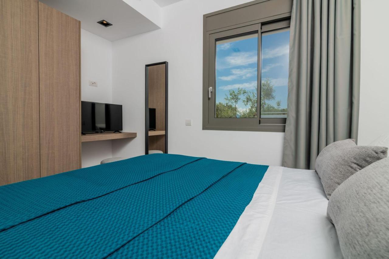 Antonia Villa - Luxurious Serenity With Private Pool, By Zantewize Kalipádhon Екстериор снимка