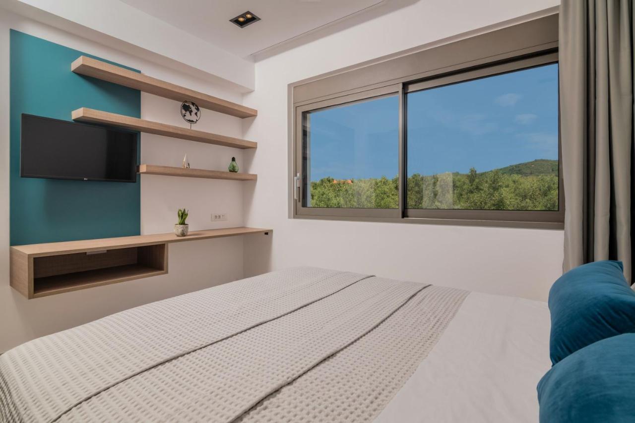 Antonia Villa - Luxurious Serenity With Private Pool, By Zantewize Kalipádhon Екстериор снимка