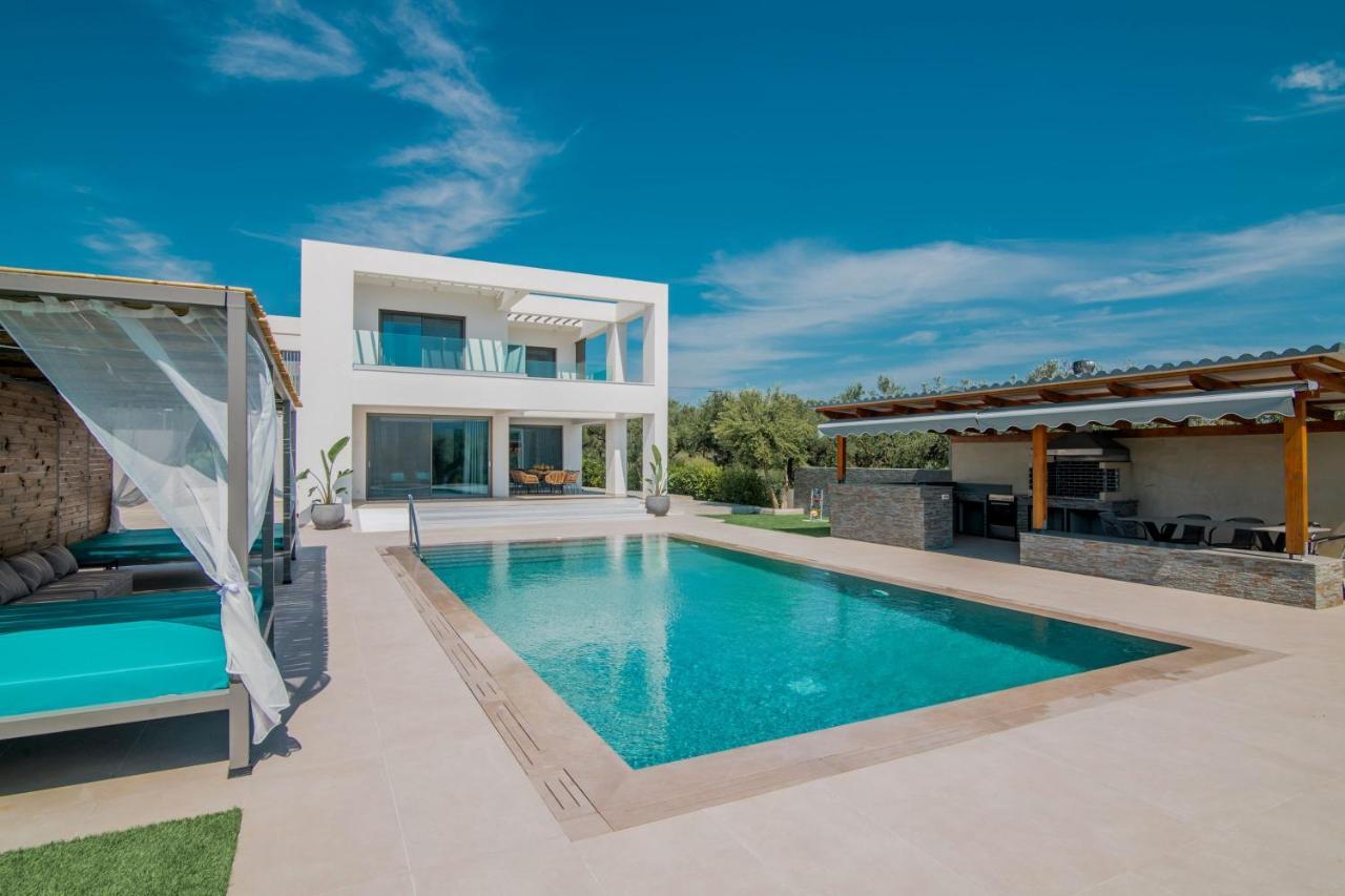 Antonia Villa - Luxurious Serenity With Private Pool, By Zantewize Kalipádhon Екстериор снимка