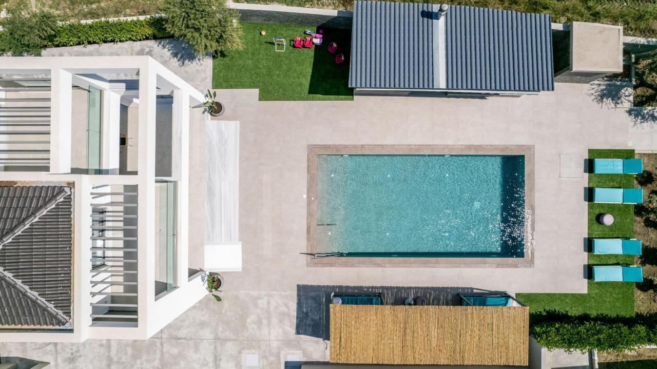 Antonia Villa - Luxurious Serenity With Private Pool, By Zantewize Kalipádhon Екстериор снимка