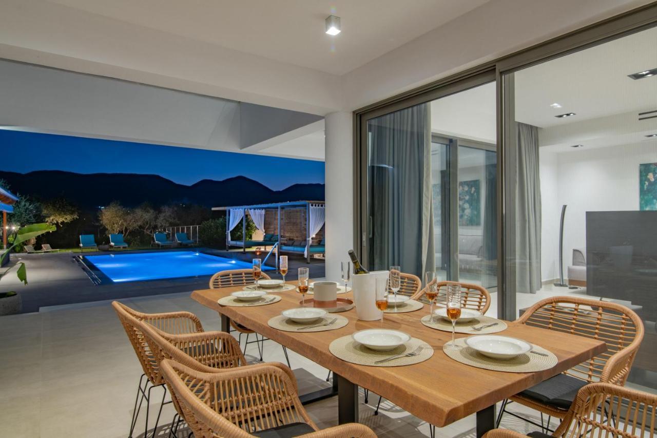 Antonia Villa - Luxurious Serenity With Private Pool, By Zantewize Kalipádhon Екстериор снимка